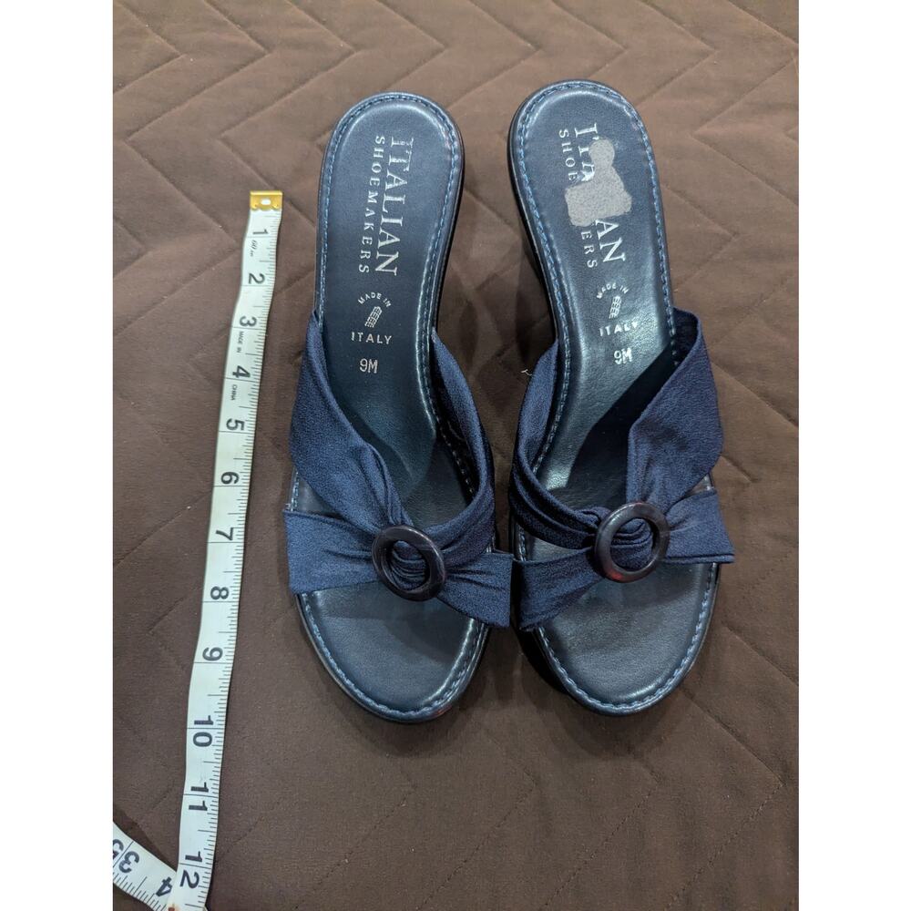 Women's navy wedge heel sandals Italian Shoemaker size 8M NWOB
